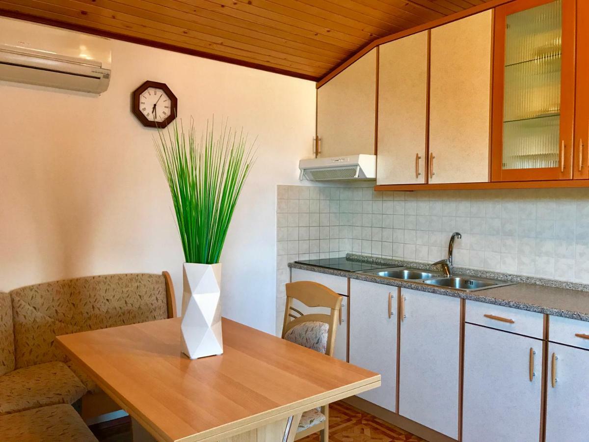 Apartmani Lisac Baška Kültér fotó