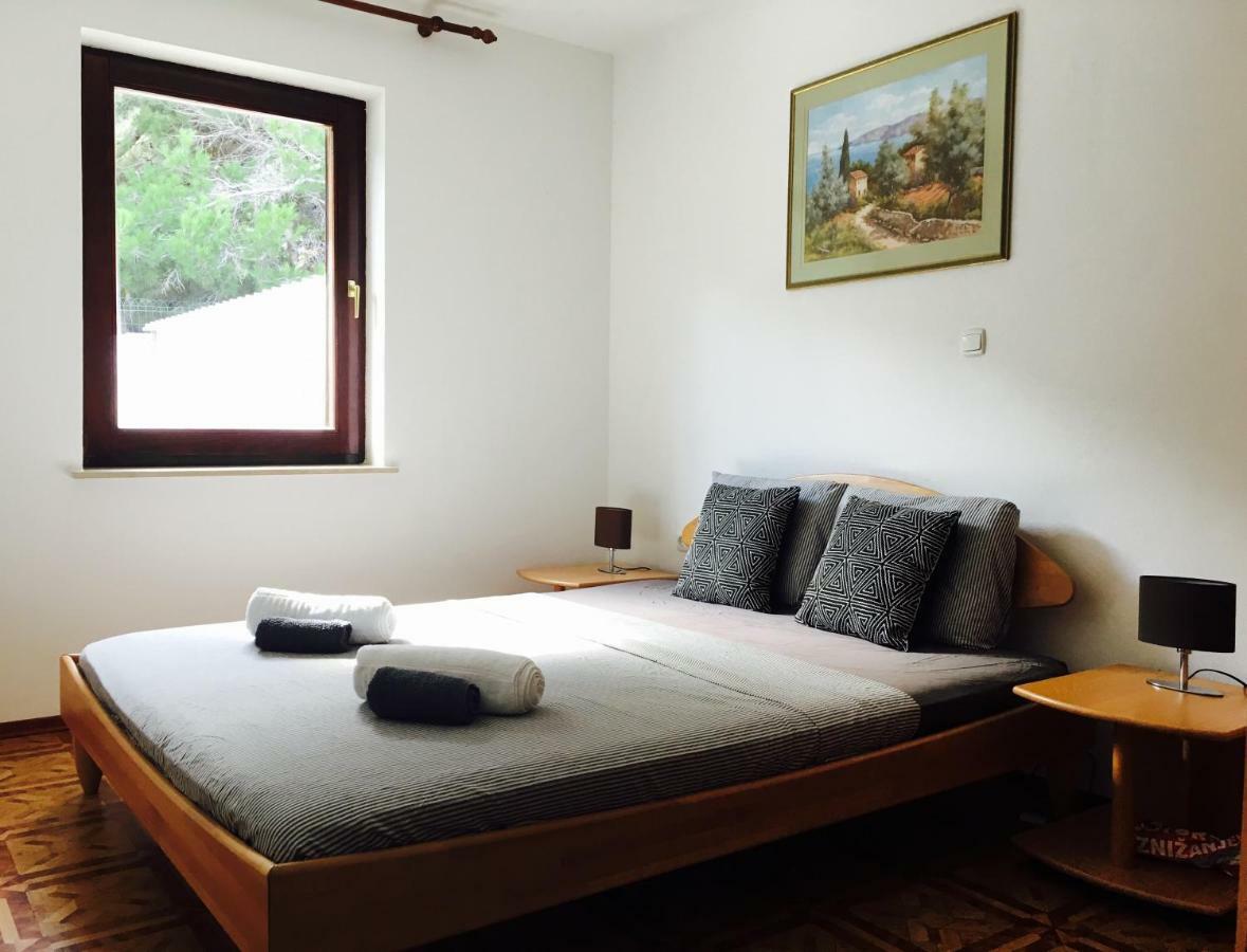 Apartmani Lisac Baška Kültér fotó